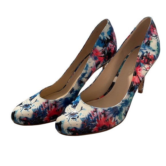 Marc Fisher Blue and Red Pump Heels with Elegant Design Size 9M - Picture 2 of 6